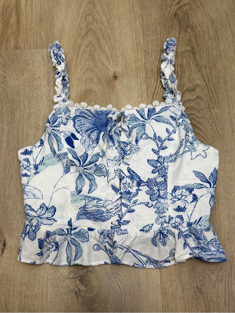 Urban Outfitters Blue & White Floral Lace-Trim Bustier Tank - Picture 4 of 8
